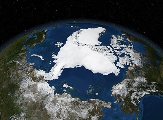 Imagem de satélite mostra o oceano Ártico no verão de 2007, outra mínima recorde