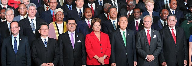 Líderes de países posam para foto oficial; veja as imagens do dia