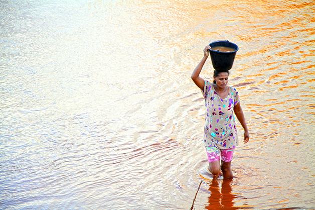 agua-pura-para-criancas-vale-jequitinhonha-2