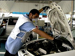 Inspeção veicular - GNews (Foto: Reprodução GloboNews)