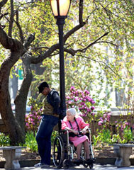 Two women enjoing a beatiful day at central Park